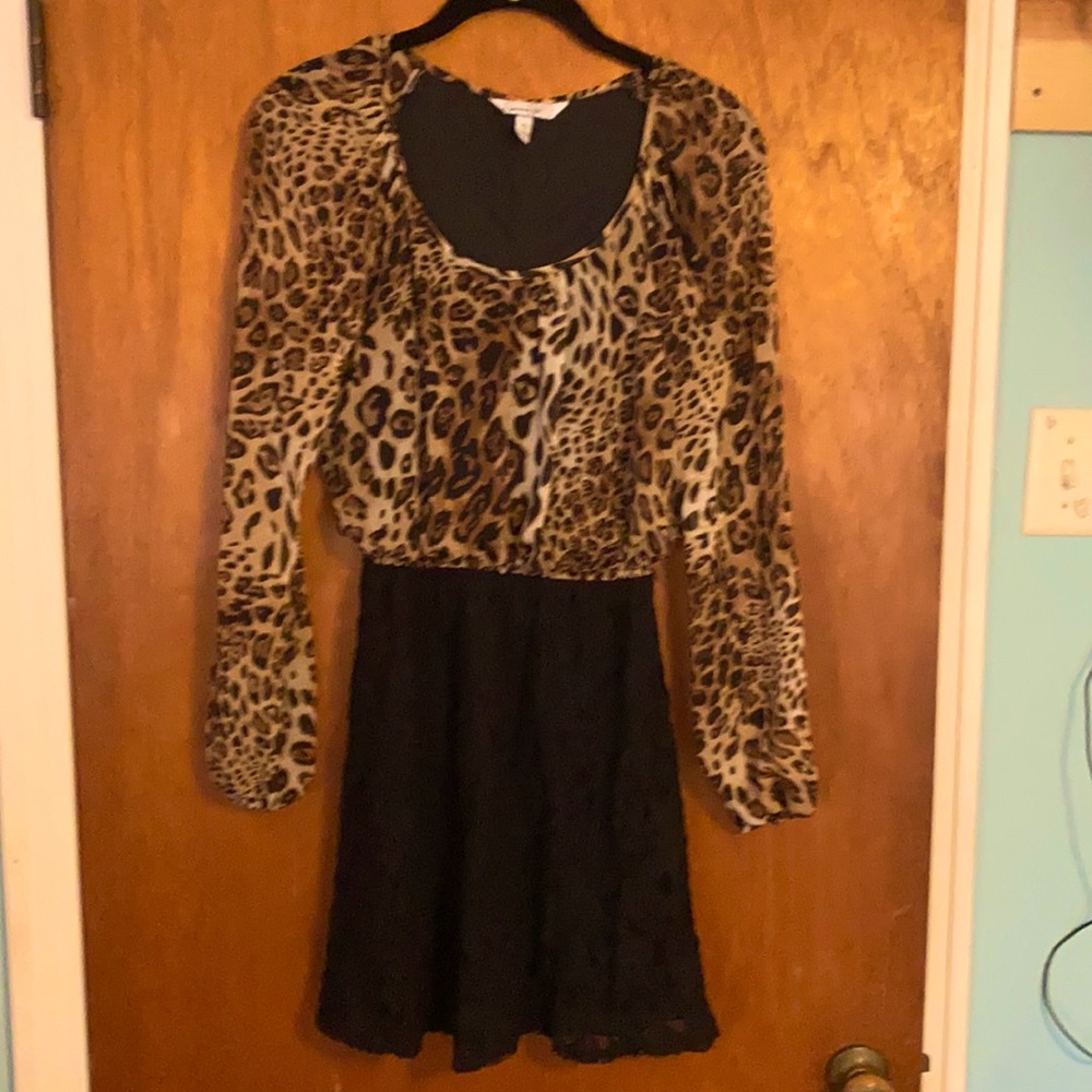 Black and leopard print dress